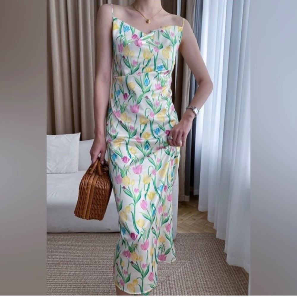 Cute tulip print satin midi dress NWT wedding guest summer - Picture 2 of 6